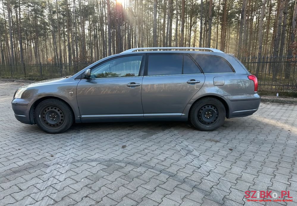 2003' Toyota Avensis 1.6 Vvt-I Terra photo #3