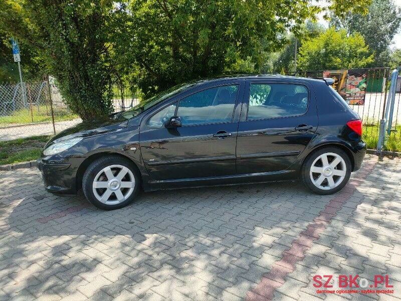 2005' Peugeot 307 photo #2