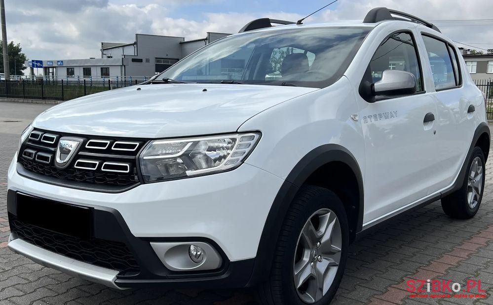 2018' Dacia Sandero Stepway photo #1