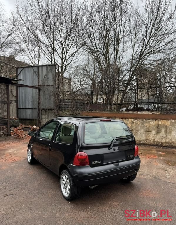 2002' Renault Twingo 1.2 16V Initiale photo #3