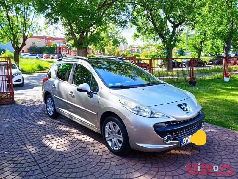 2008' Peugeot 207 Sw photo #1