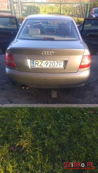 2000' Audi A4 photo #2