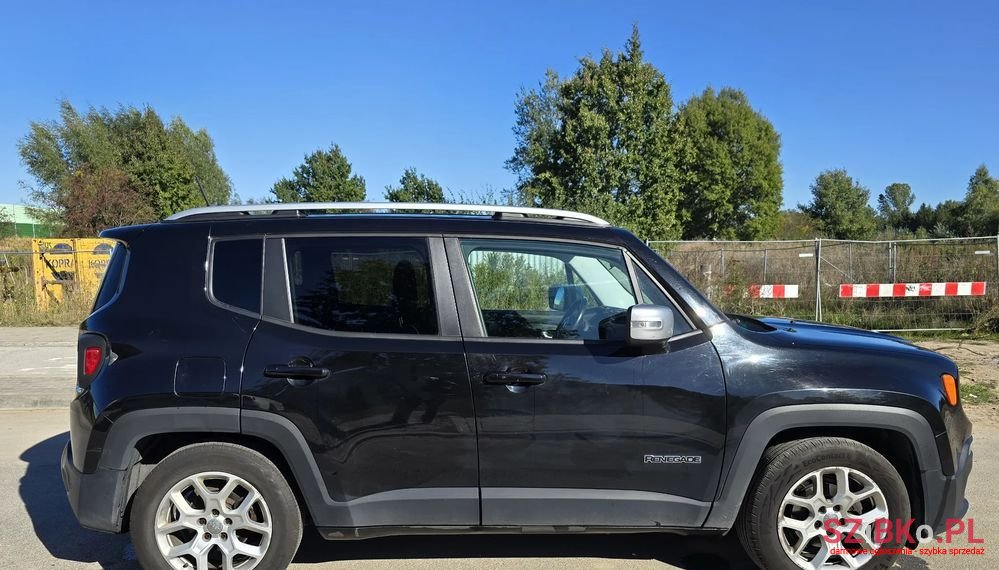 2015' Jeep Renegade photo #4