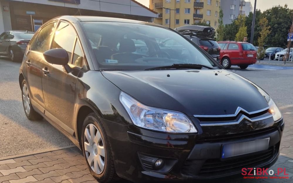 2010' Citroen C4 photo #6