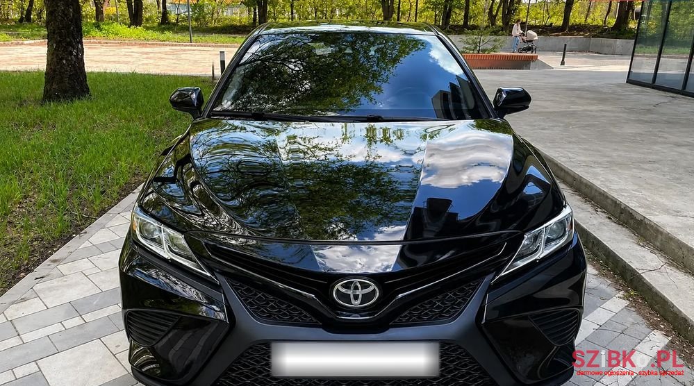 2020' Toyota Camry photo #3