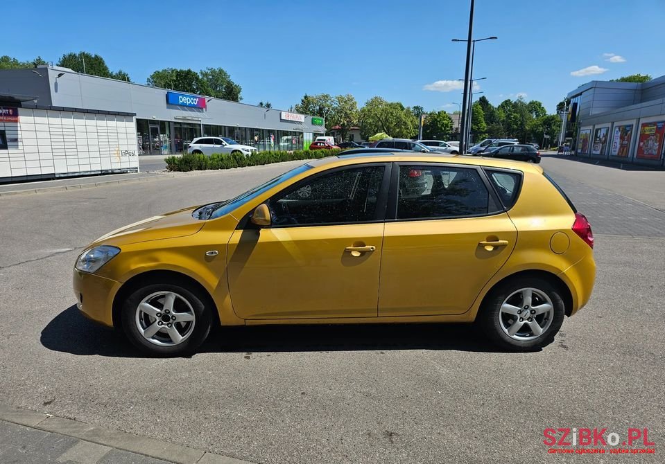 2007' Kia Ceed photo #4