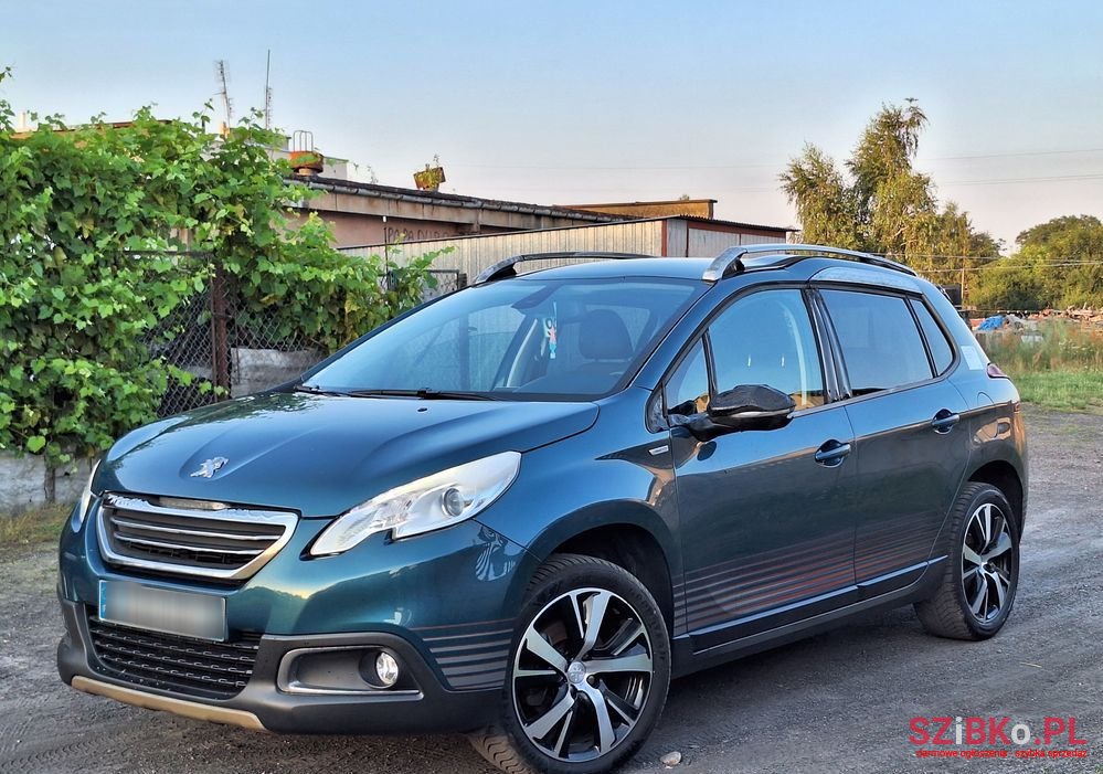 2015' Peugeot 2008 photo #2