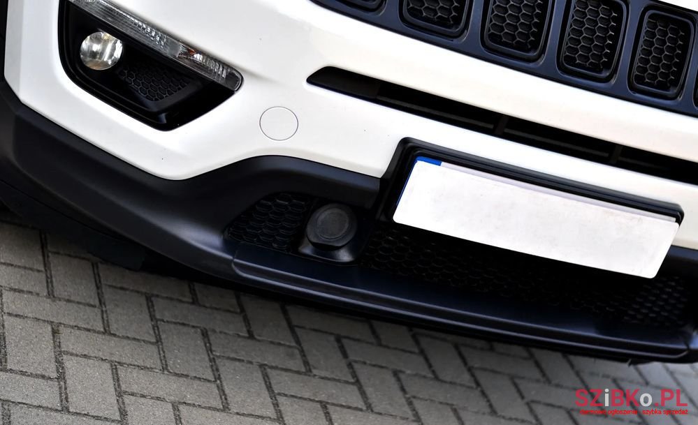 2019' Jeep Compass photo #5