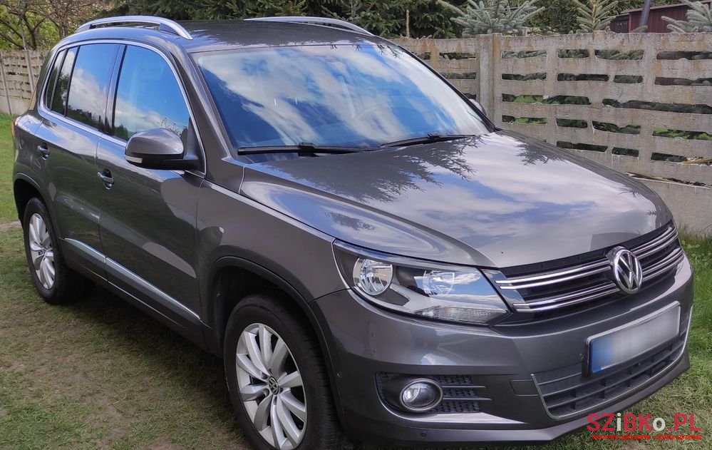 2012' Volkswagen Tiguan photo #1