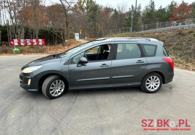 2009' Peugeot 308 photo #6