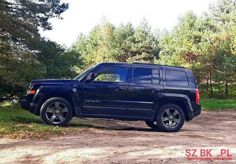 2014' Jeep Patriot photo #2