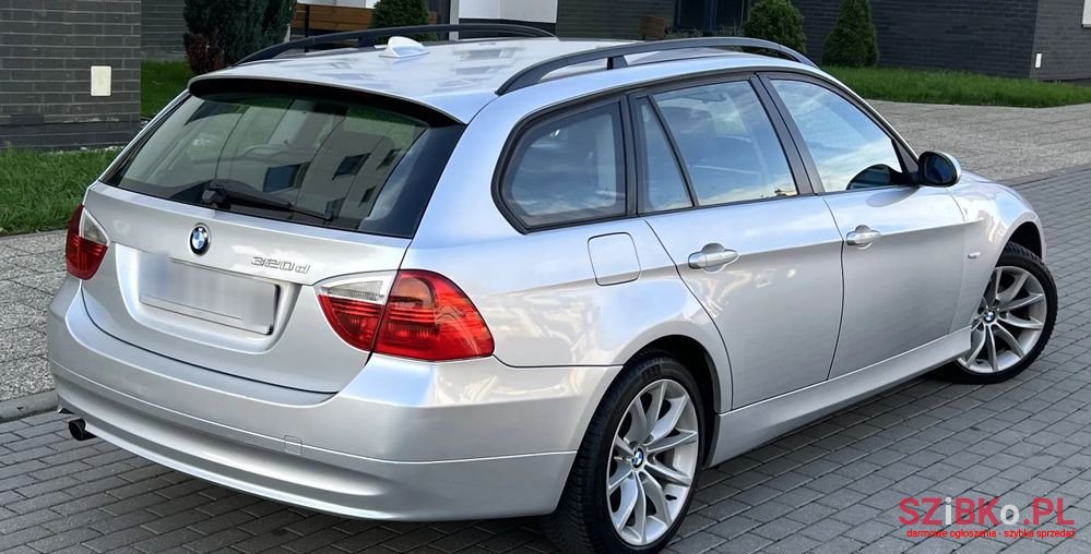 2007' BMW 3 Series 320D photo #4