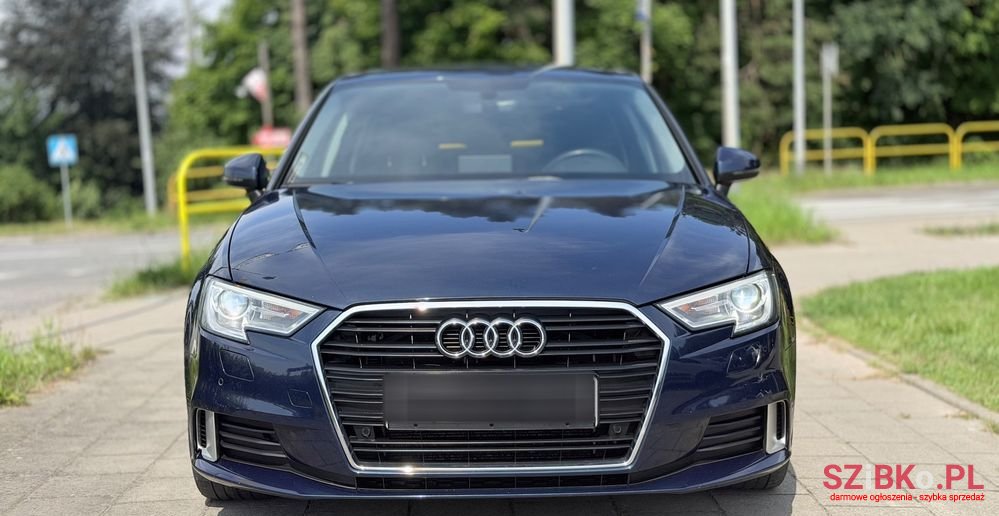 2017' Audi A3 Sportback photo #2