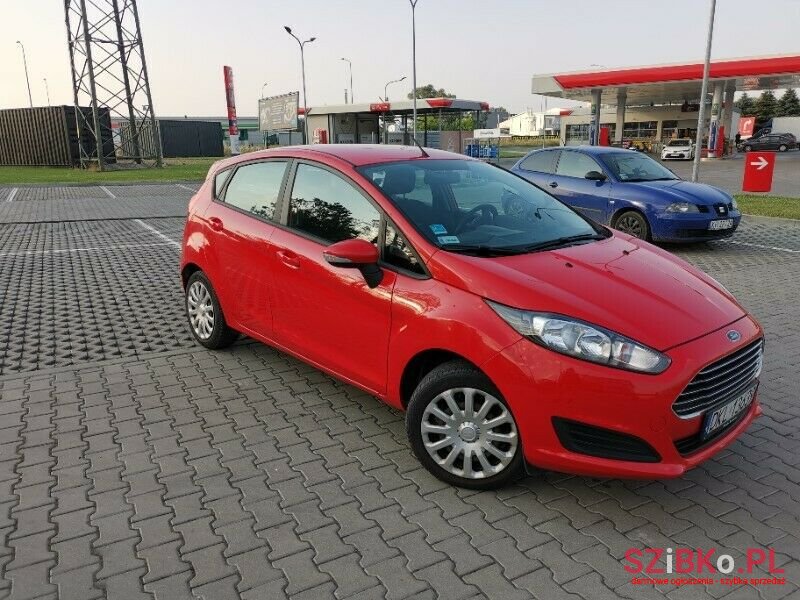 2014' Ford Fiesta photo #2