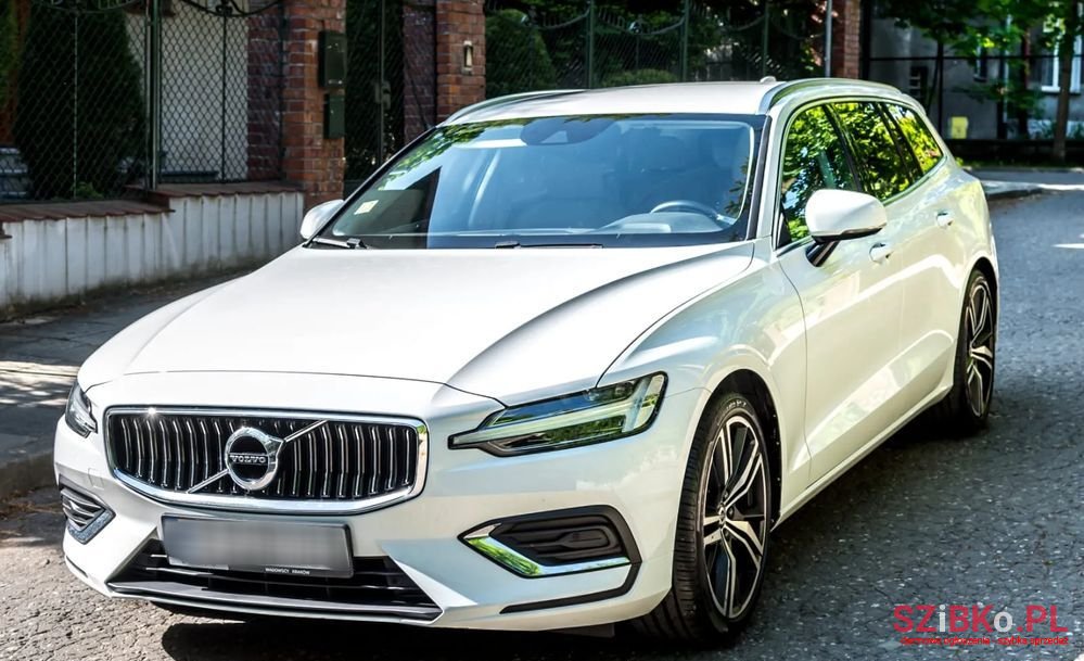 2018' Volvo V60 photo #2