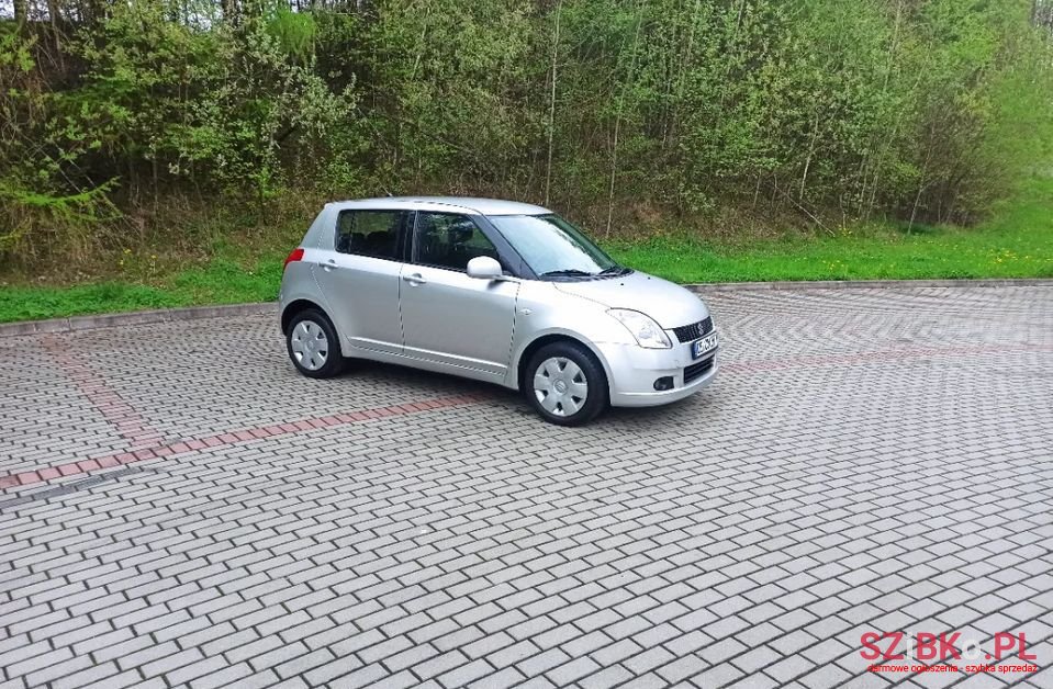 2006' Suzuki Swift photo #6