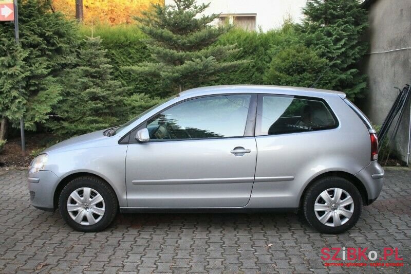 2007' Volkswagen Polo photo #5