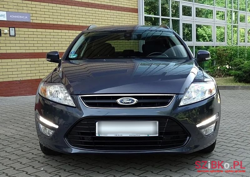 2013' Ford Mondeo photo #5