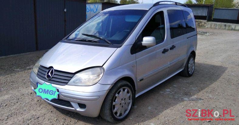 2003' Mercedes-Benz Vaneo photo #1