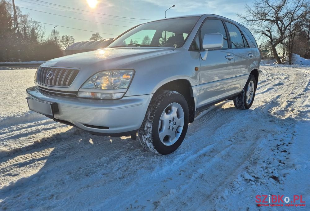 2002' Lexus RX Lux photo #1