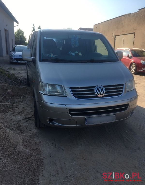 2004' Volkswagen Transporter photo #1