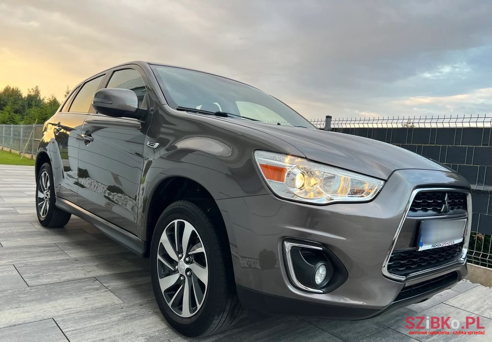 2015' Mitsubishi ASX 1.6 Intense Plus photo #3