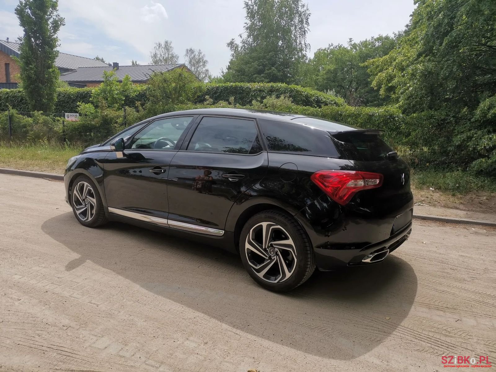 2017' DS Automobiles DS 5 photo #2