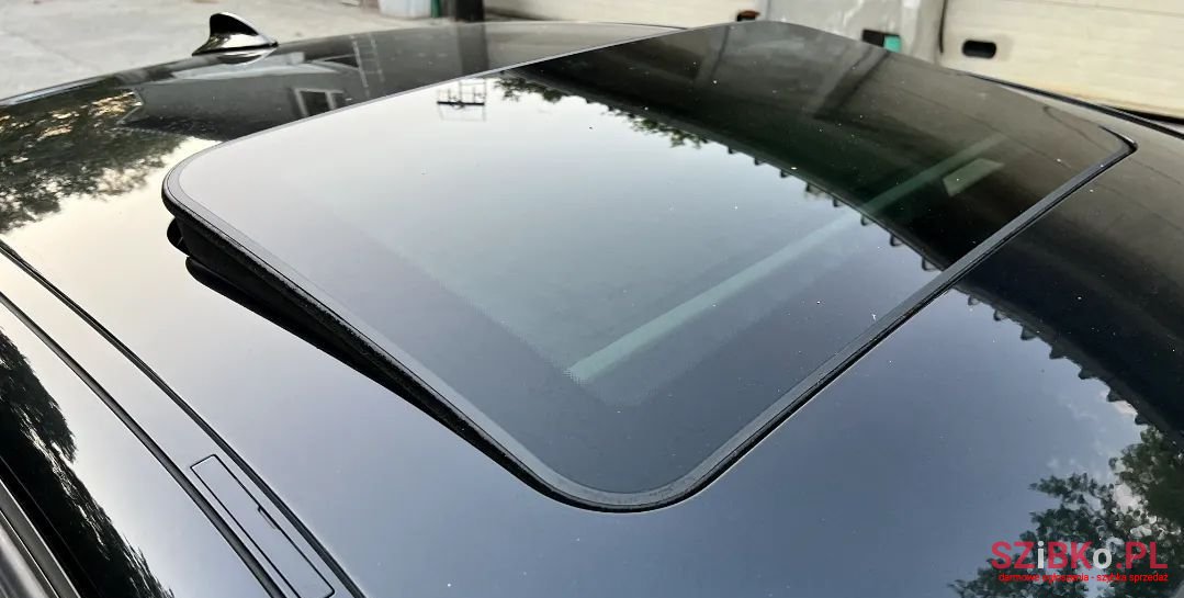 2010' BMW Seria 3 Ver-320D photo #5