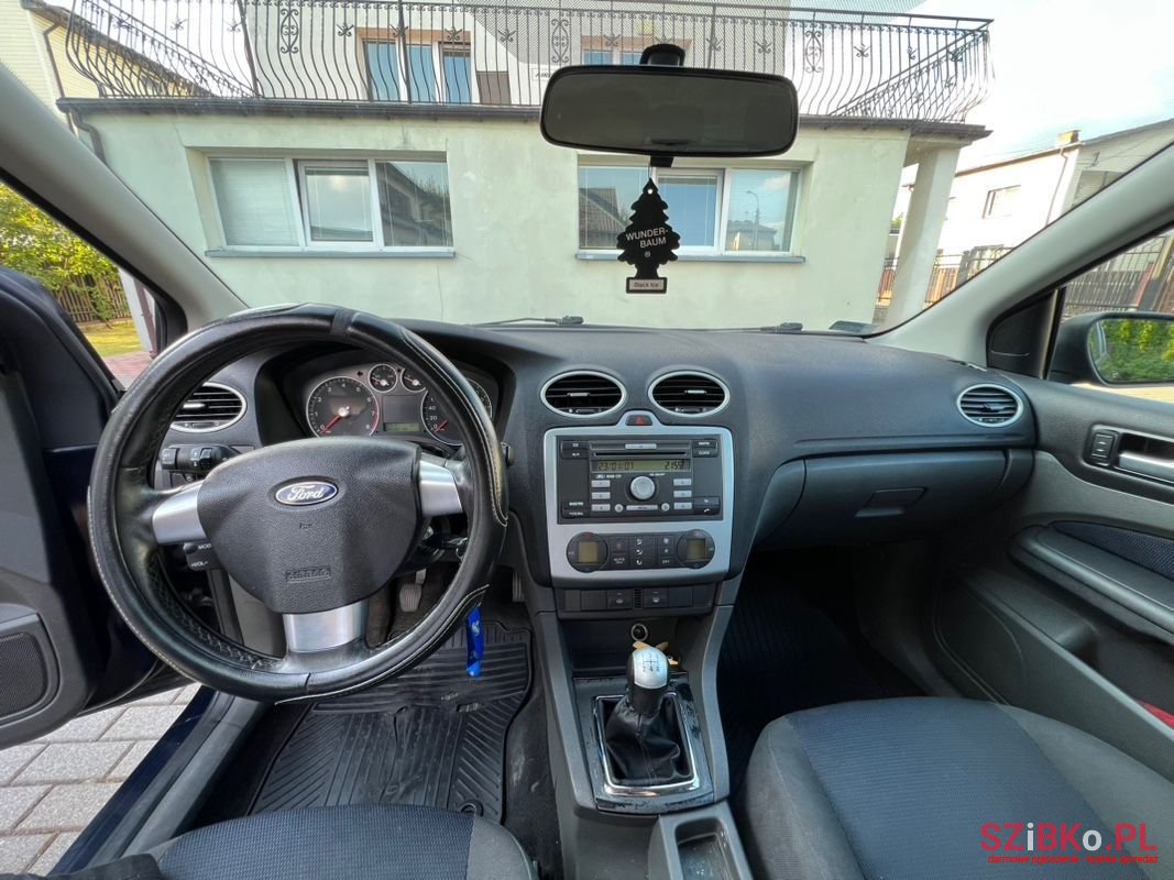 2007' Ford Focus photo #3