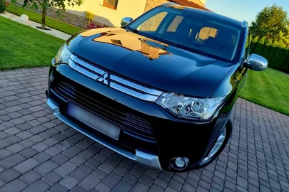 2014' Mitsubishi Outlander