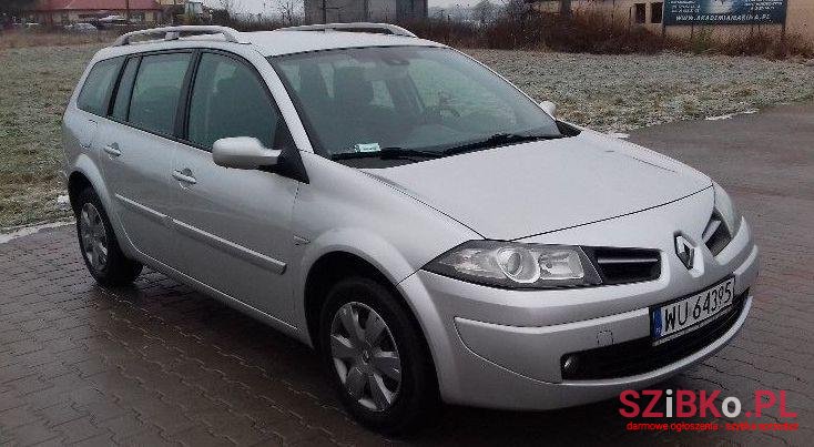 2009' Renault Megane photo #2