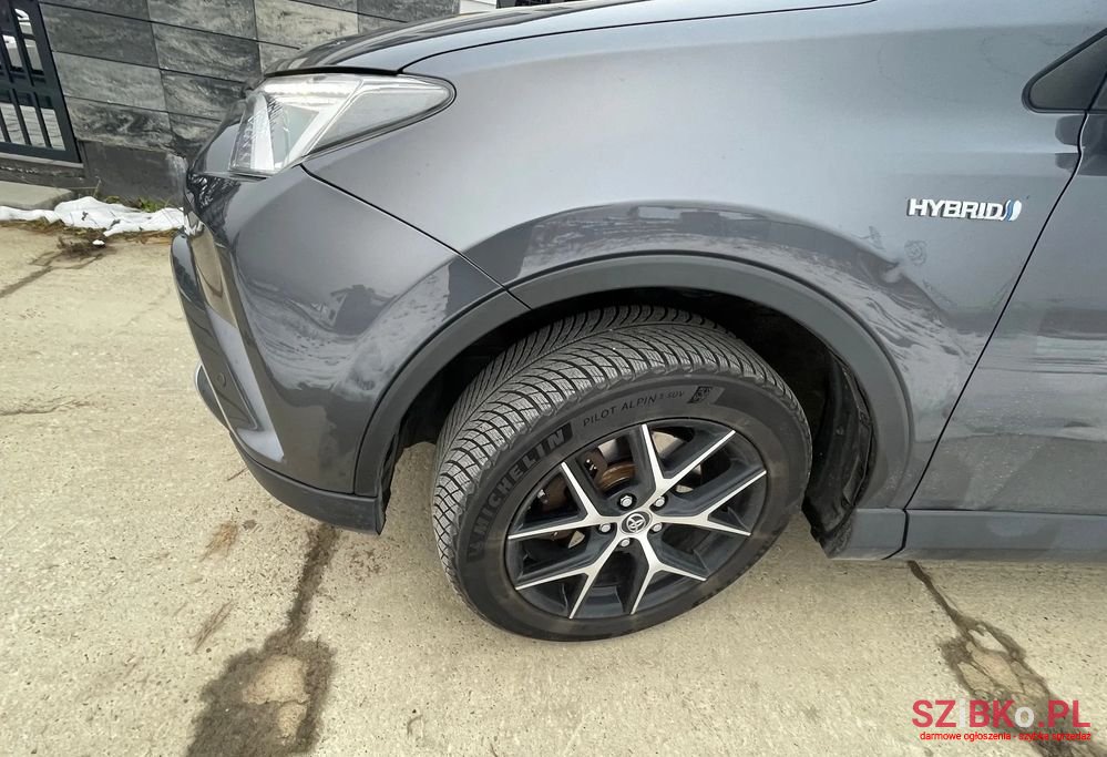 2016' Toyota RAV4 Hybrid Premium 4X2 photo #6