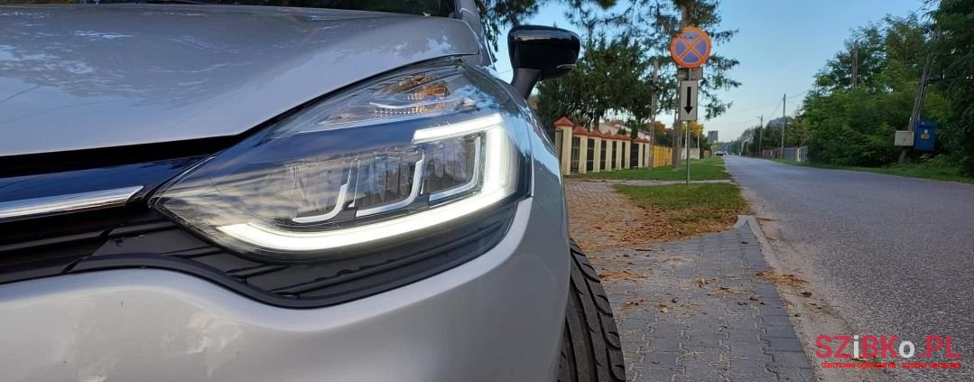 2017' Renault Clio photo #6