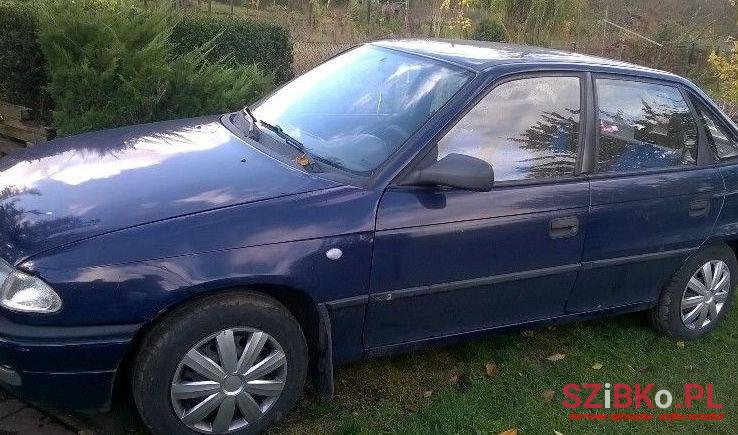 1999' Opel Astra photo #1