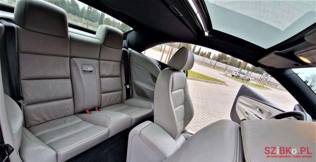 2008' Volkswagen Eos photo #2