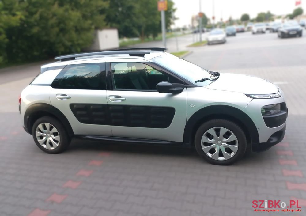2015' Citroen C4 Cactus photo #5