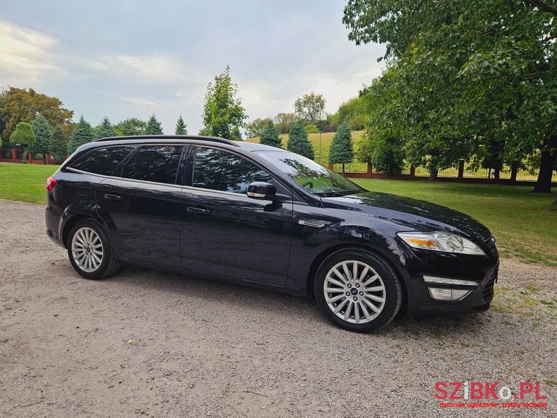 2014' Ford Mondeo photo #4