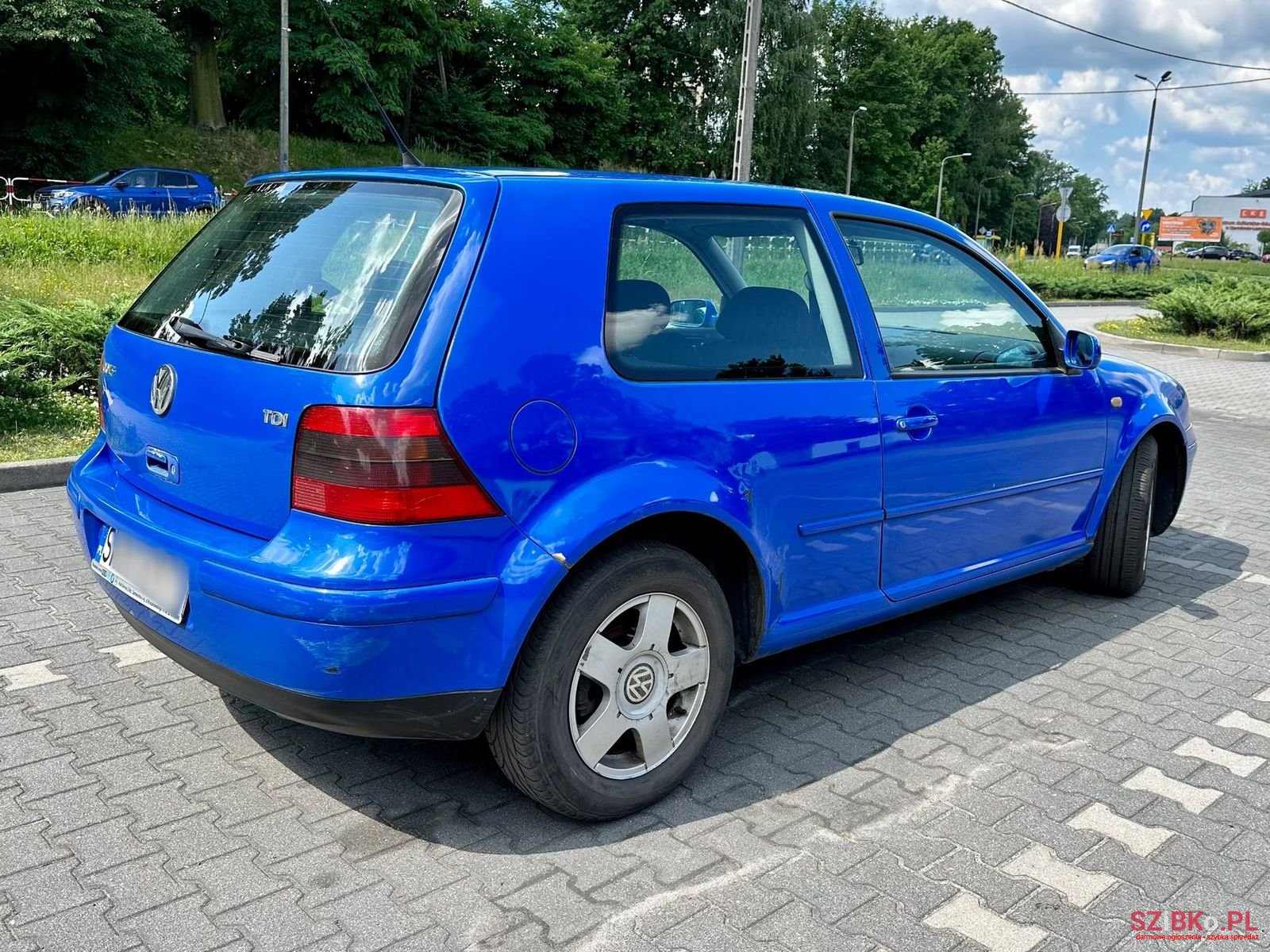 1999' Volkswagen Golf photo #3