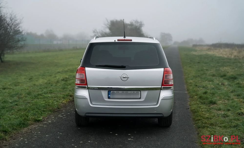 2009' Opel Zafira 1.8 Cosmo photo #6