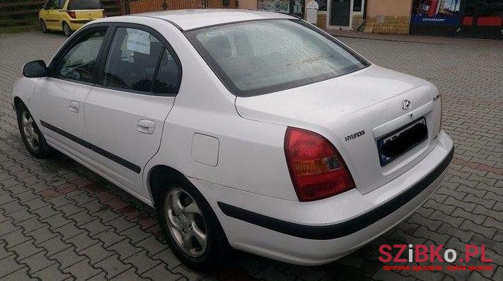 2003' Hyundai Lantra photo #1