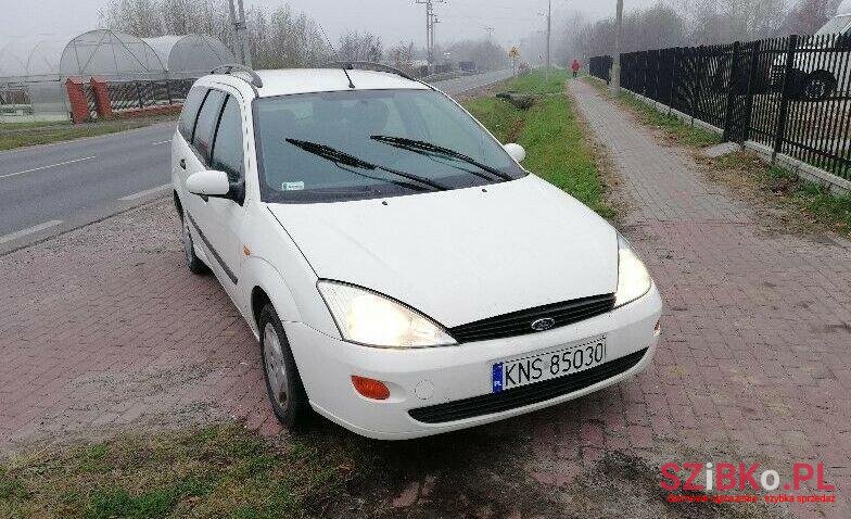 2001' Ford Focus photo #3