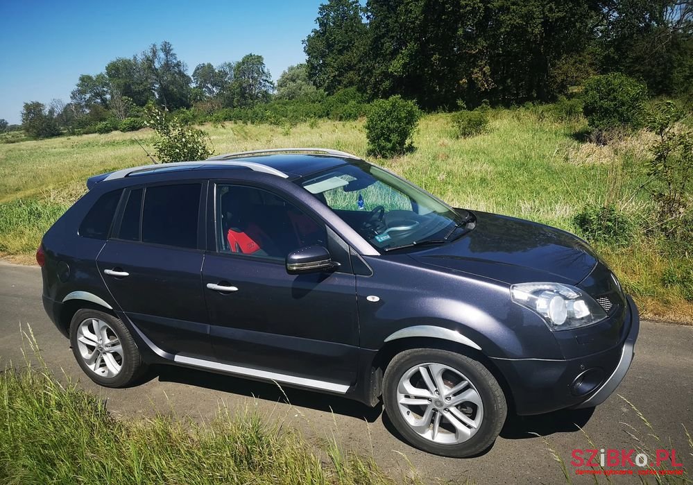 2010' Renault Koleos photo #1