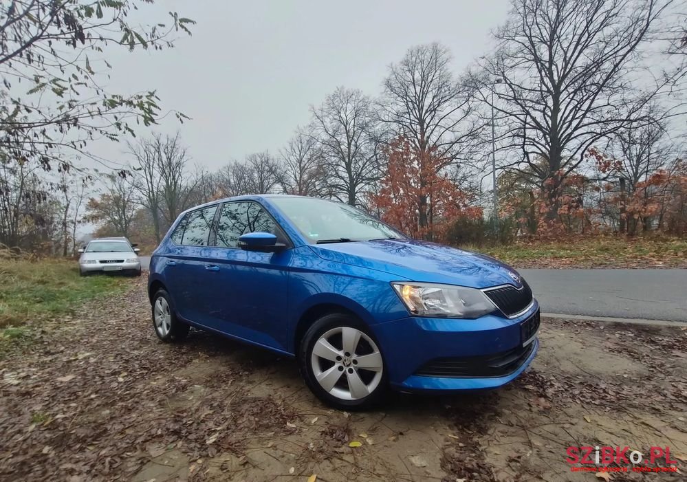2015' Skoda Fabia photo #1