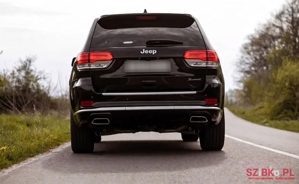 2019' Jeep Grand Cherokee 3.6 V6 Summit photo #4