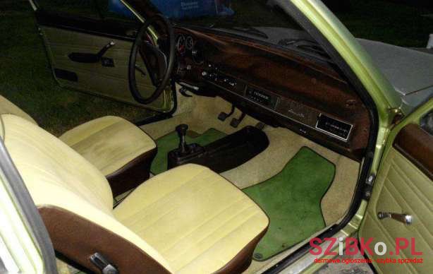 1977' Audi 80 photo #2