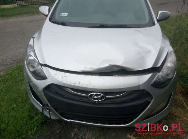 2012' Hyundai i30 photo #2