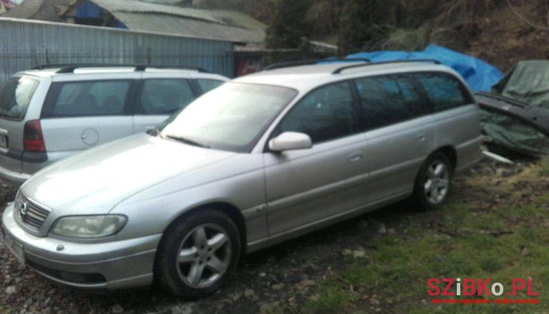 2000' Opel Omega photo #2
