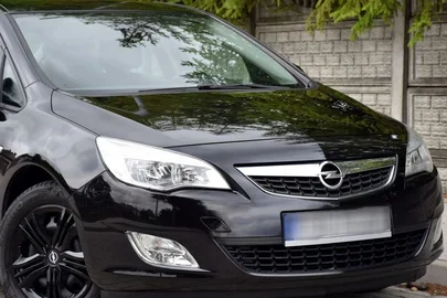 2010' Opel Astra Iv 1.6 Edition