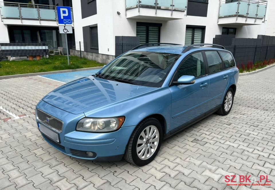 2005' Volvo V50 photo #1