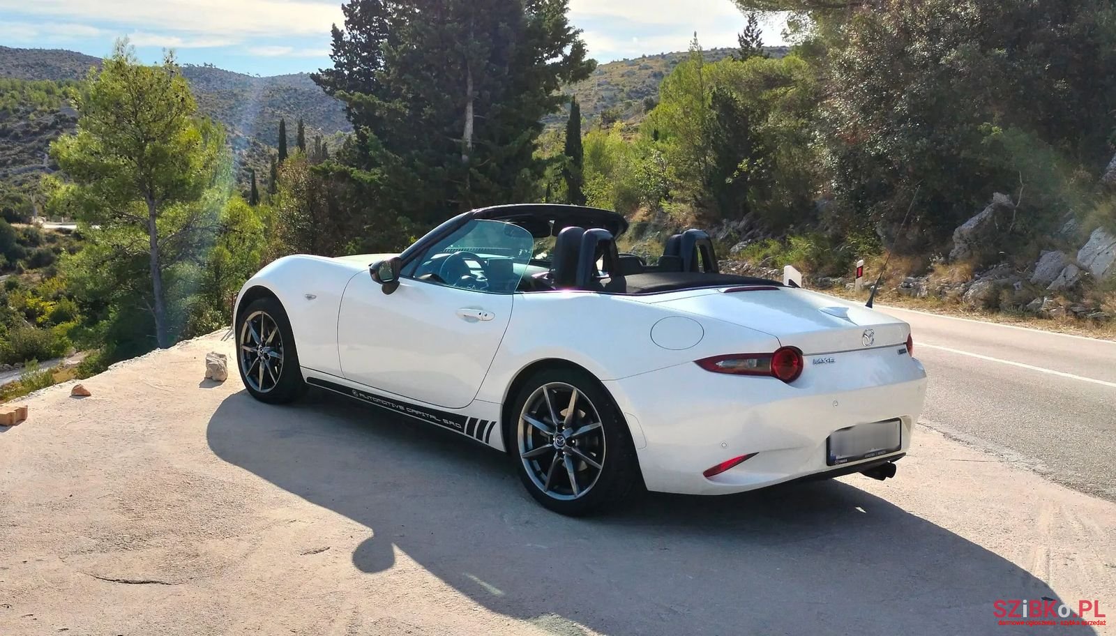 2017' Mazda MX-5 photo #1